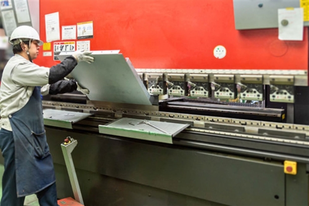 🔧 Tuyển Nam chế tạo kim loại tấm – làm việc tại Shizuoka 🔧