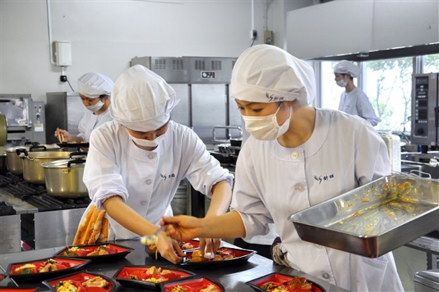Cơ hội vàng làm việc tại Nhật Bản: Tuyển 4 nữ chế biến thức ăn ăn kèm tại Osaka